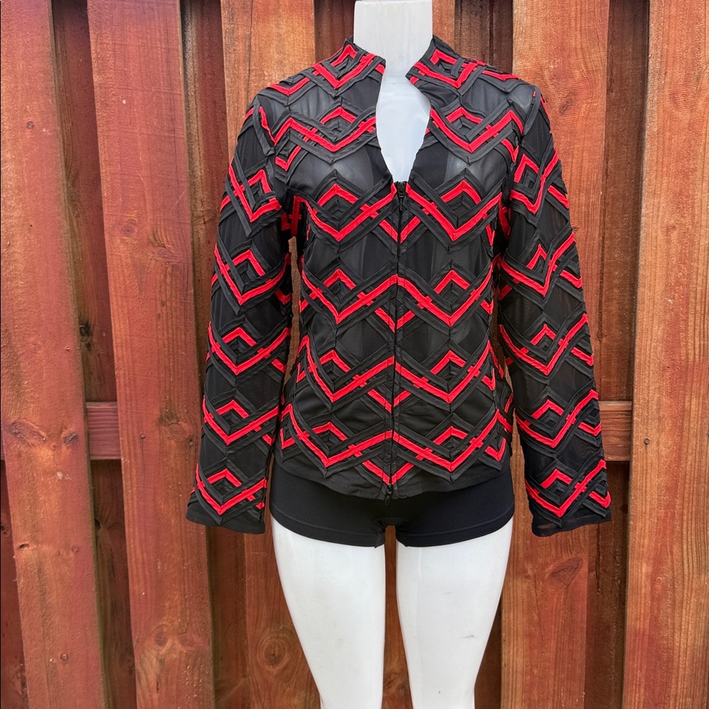 T&W Designs Black and Red Patterned Blazer Size S - Picture 2 of 9